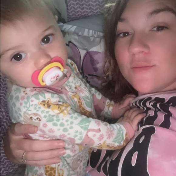 Meet your Posher, Tori - Picture 5 of 5